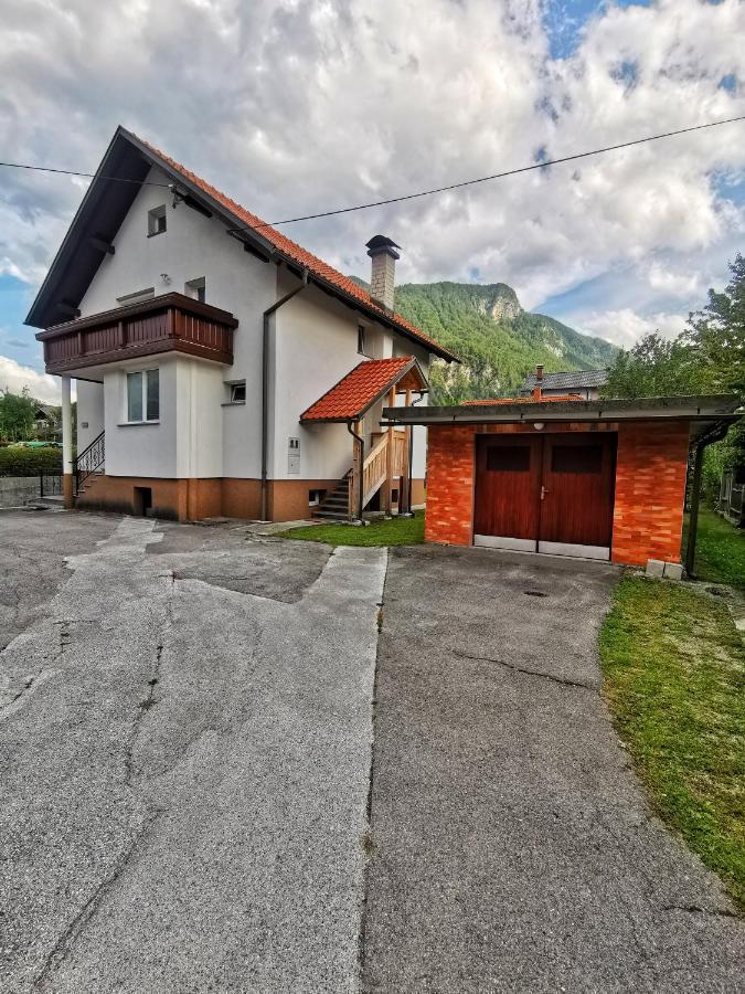 Apartmaji Tomsic Мойстрана Екстер'єр фото