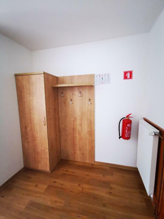 Apartmaji Tomsic Мойстрана Екстер'єр фото