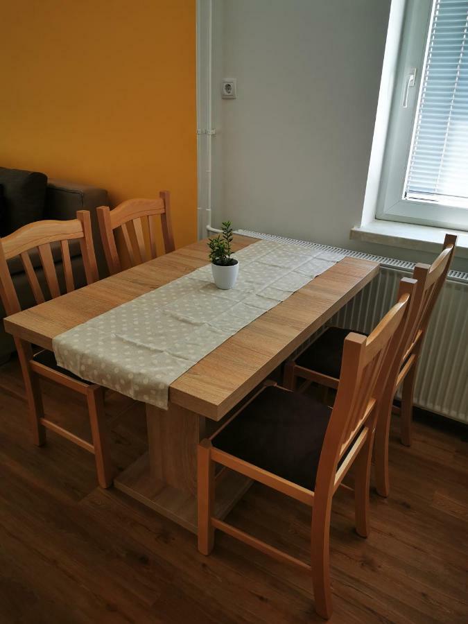 Apartmaji Tomsic Мойстрана Екстер'єр фото